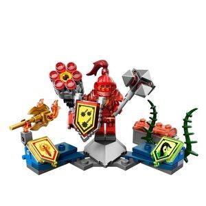 LEGO Nexo Knights Ultimate Macy 70331 COMPLETE